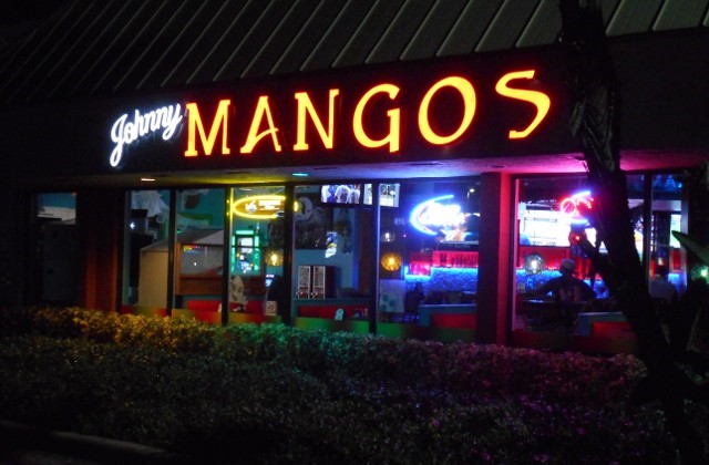Johnny Mangos Tiki Bar & Grill in Jupiter