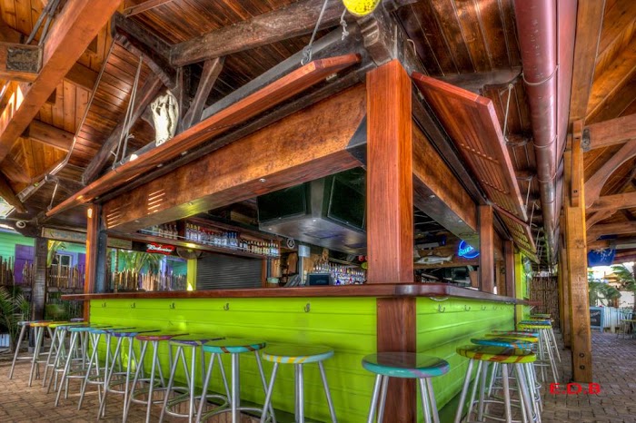 Square Grouper Tiki Bar in Jupiter