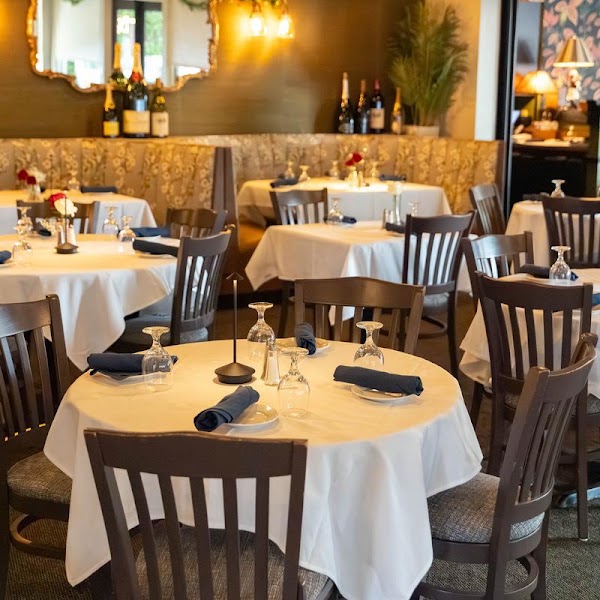 Bistro photo