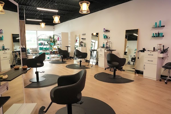 MeTime Salon photo