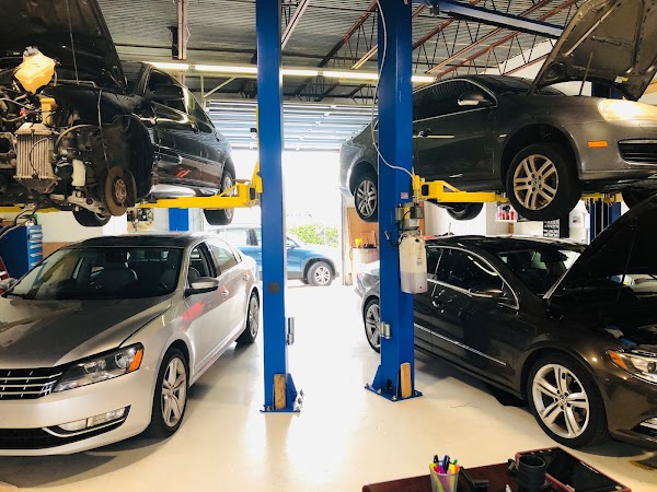 Venture Auto Werks photo