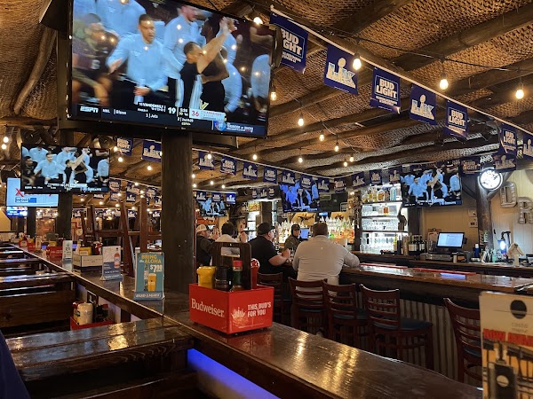 Draft House Bar & Grille photo