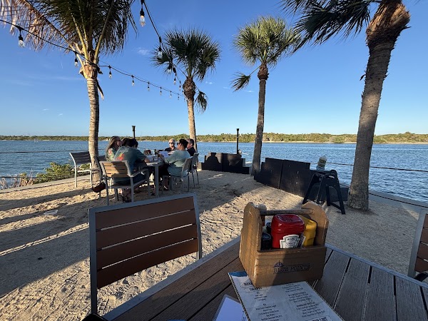 Blue Pointe Bar and Grill photo