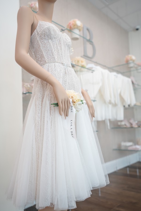 Brides by Lola Dré photo