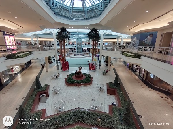 The Gardens Mall photo